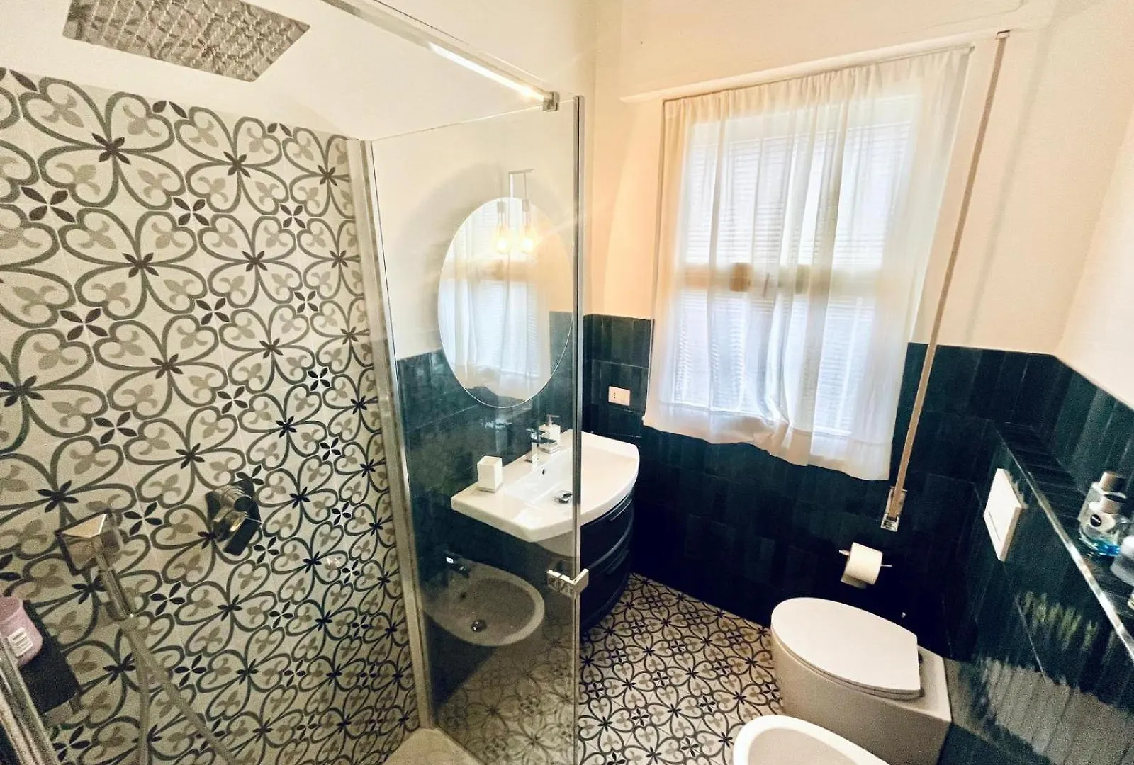 Charming Apartment Just Two Steps From The Sea Lido di Camaiore